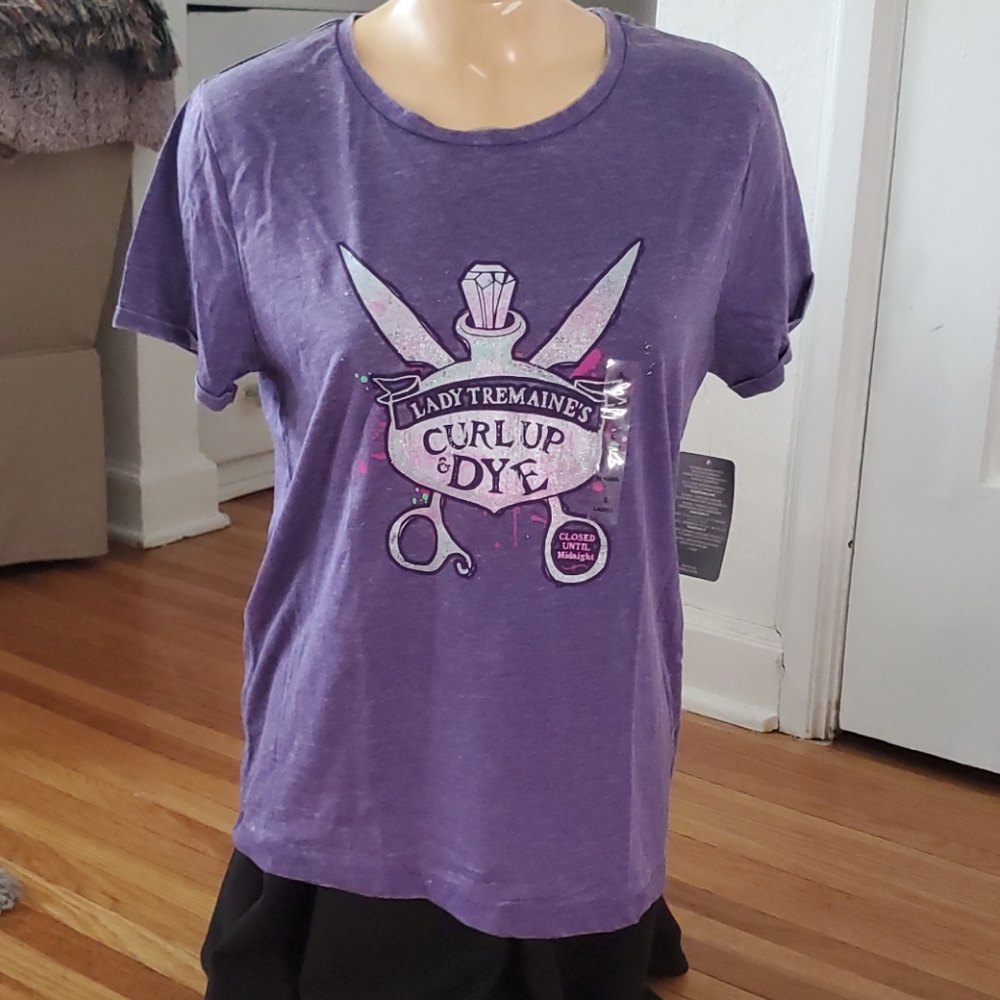 NWT Disney Purple Descendants T-shirt